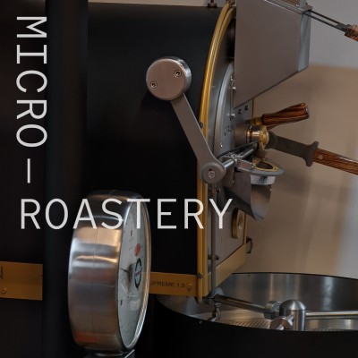 2/3<br />THIS KUBAN COFFEE ROASTER IS THE HEART OF OUR STUDIO. WE ROAST MANUALLY, MEANING WE MONITOR THE ROAST FROM START TO FINISH AND ADJUST WHEN NECESSARY. THIS WAY WE CAN ENSURE THE HIGHEST QUALITY FRESHLY ROASTED COFFEES.